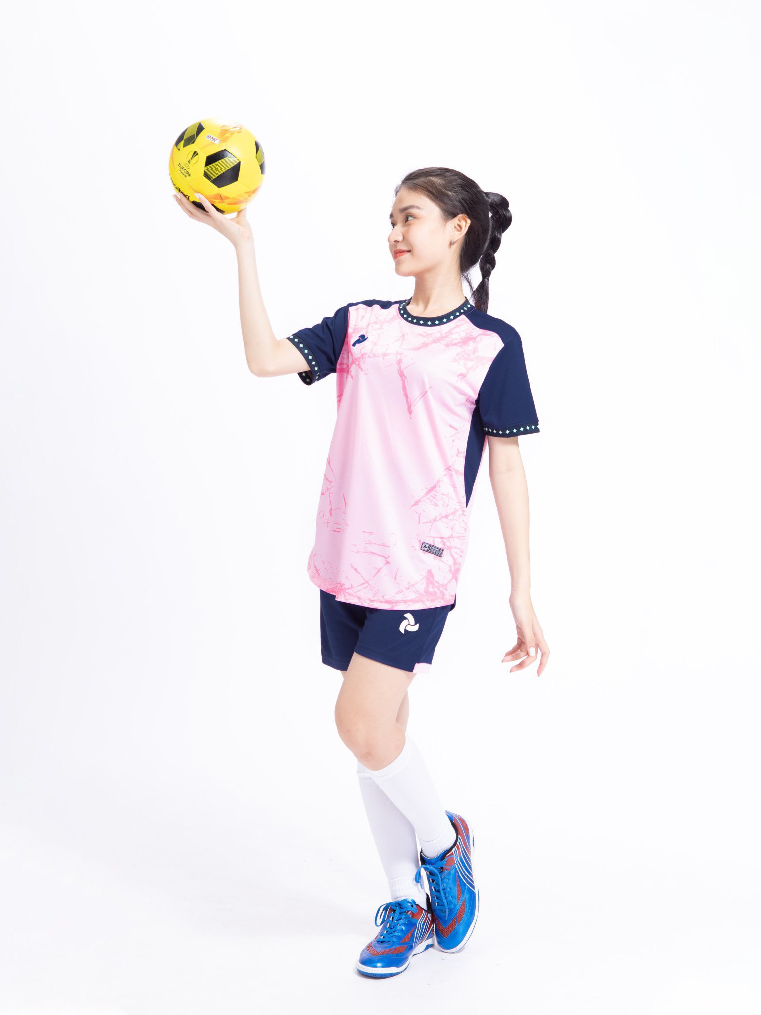 Bộ quần áo bóng đá Justplay JS – 01 cao cấp – Màu Hồng (7) Bo quan ao bong da Justplay JS – 01 cao cap – Mau Hong 7